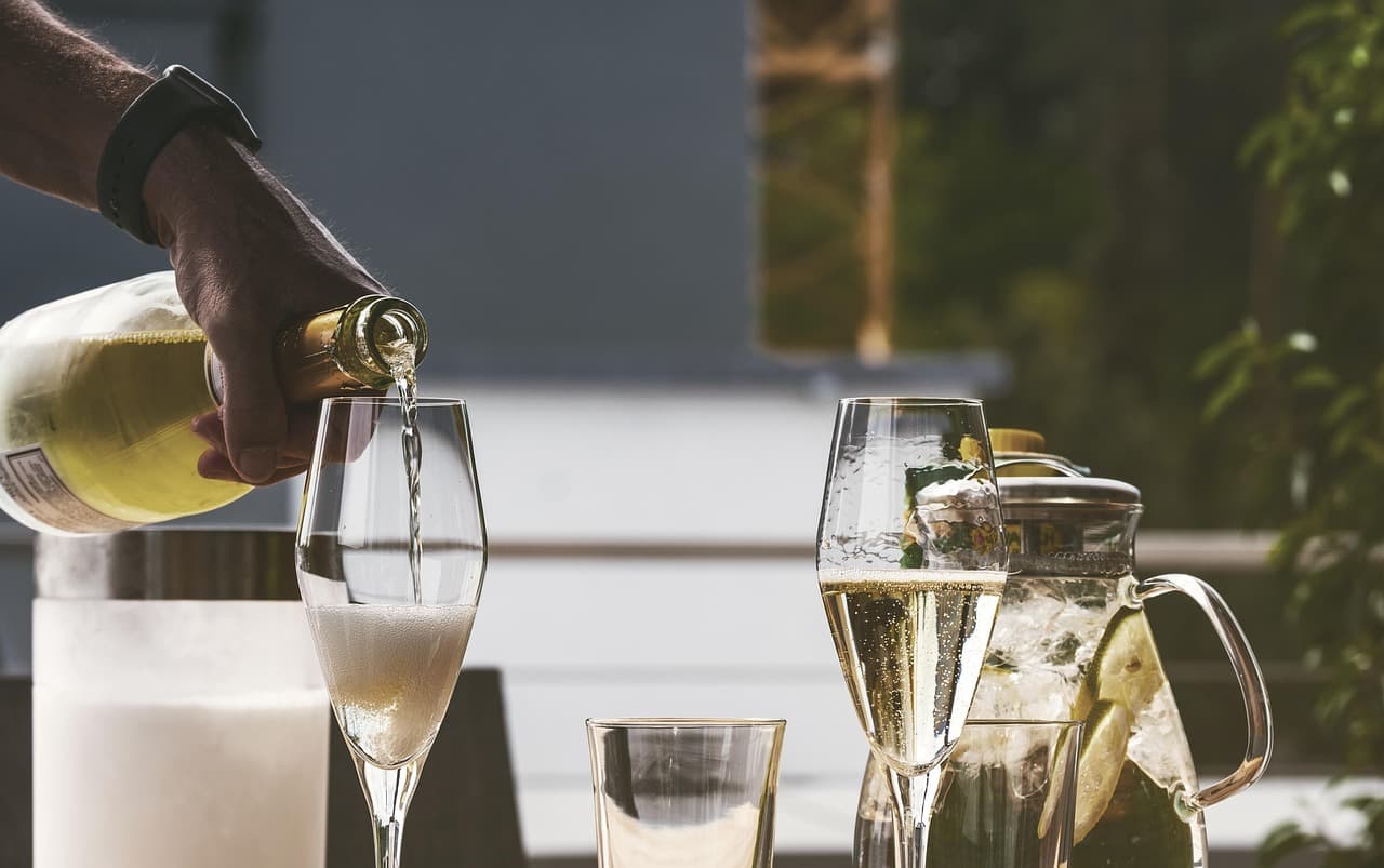How to Plan a Stress-Free Holiday Travel Experience