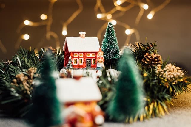 How to Enjoy Stress-Free Holiday Travel This Season